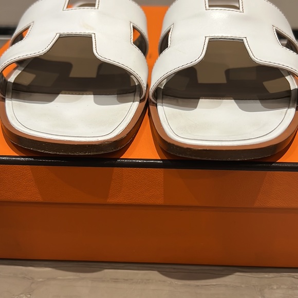 Hermes Oran Sandals w/ Original Box and Dust Bags - Picture 9 of 9